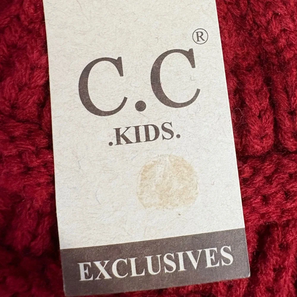 C.C‎ Kids Red Cable Knit Beanie Faux Fur Pom Pom Winter Hat KIDS Size M-L NEW